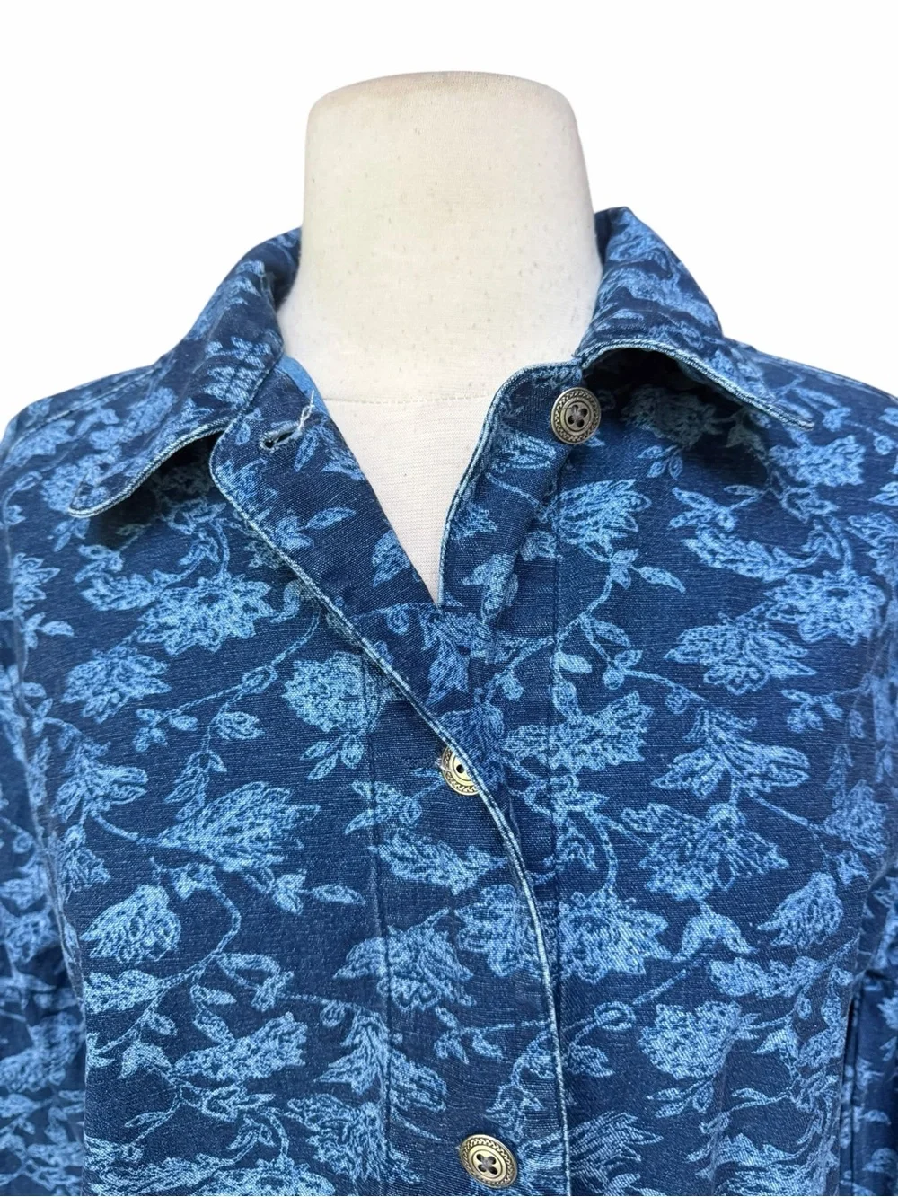 Y2K Faded Glory 100% Cotton Dark Indigo Wash Pale Blue Floral Print Denim Jacket